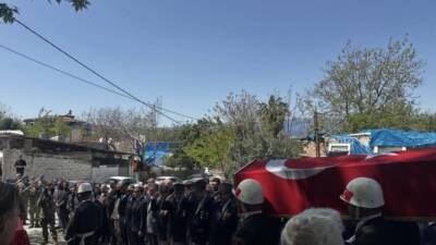 Hatay’ın Defne ilçesinde hayatını kaybeden Kıbrıs Gazisi Ahmet Öztürk, düzenlenen