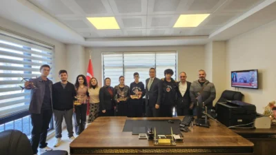 Hatay’ın Payas ilçesindeki Payas STEM Yapay Zeka Merkezi öğrencileri, ABD’nin