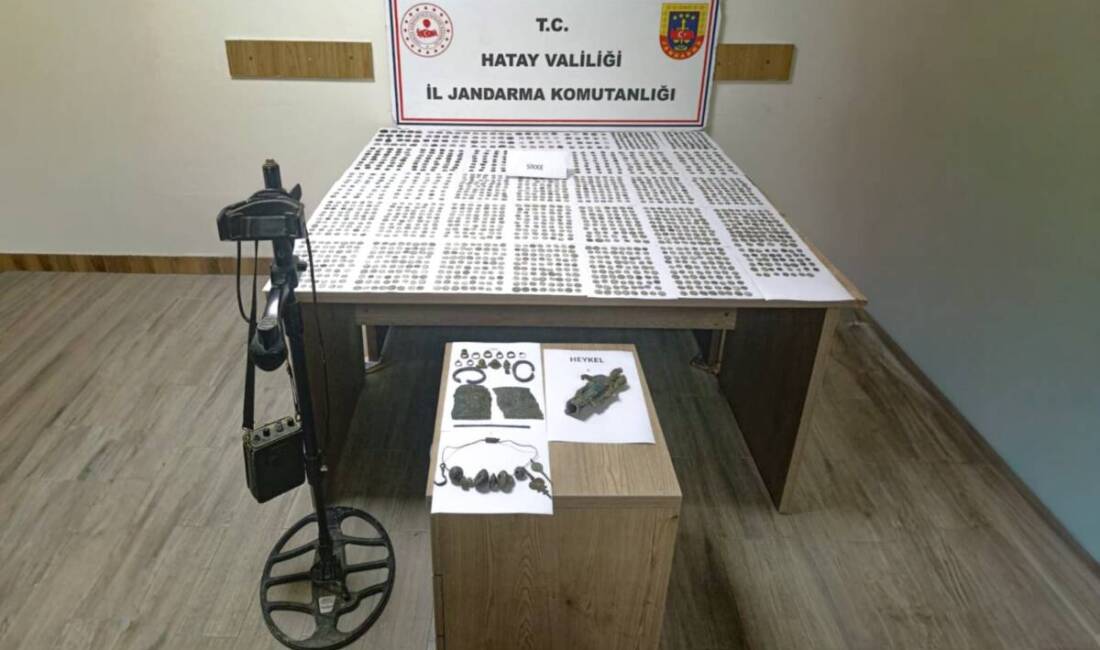 Hatay’da tarihi eser kaçakçılarına yönelik düzenlenen operasyonda, binlerce yıllık geçmişe