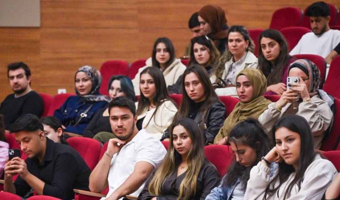 Hatay Mustafa Kemal Üniversitesi’nde (MKÜ), KOSGEB-HMKÜ iş birliğiyle “Sıfırdan Zirveye: