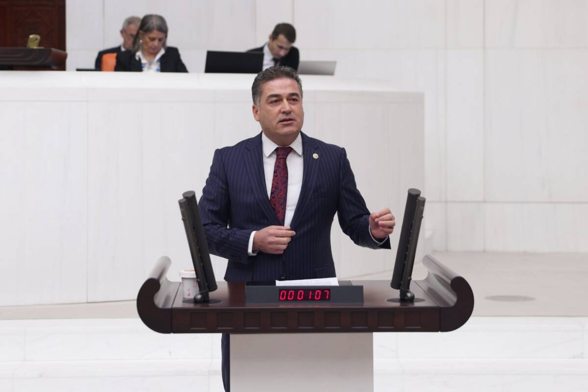 Depremin yaraları sarılamadan ekonomik krizle boğuşan Hatay esnafı, çözüm bekliyor.