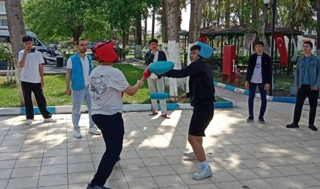 Milli Eğitim Bakanlığı tarafından yürütülen “Çevreme Duyarlıyım Değerlerime Sahip Çıkıyorum