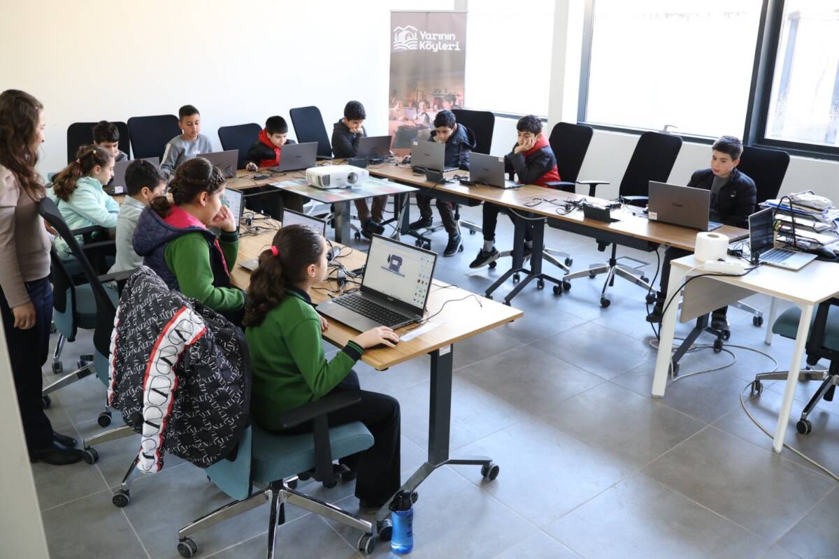 Hatay Büyükşehir Belediyesi (HBB) bünyesinde faaliyetlerini sürdüren Hatay Bilim Merkezi,