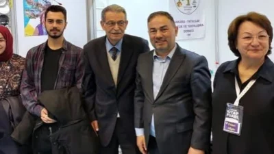 Ankara Kitap Fuarı, edebiyatseverlerin yoğun ilgisine sahne olurken, Adana Basın