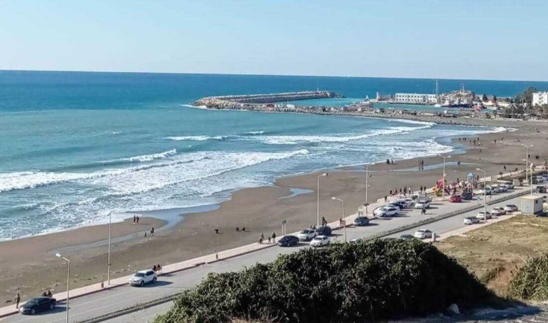 Samandağ’ın Çevlik tatil bölgesinde banka şubesi ve ATM bulunmaması vatandaşların