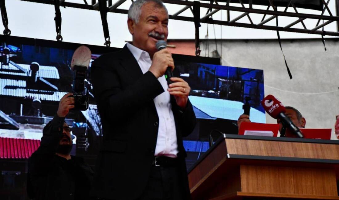 Adana’nın Ceyhan ilçesinde, Ceyhan Belediye Başkanı Kadir Aydar’ın tutukluluğunun 300.