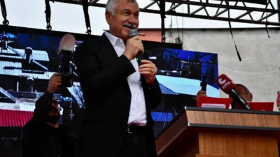 Adana’nın Ceyhan ilçesinde, Ceyhan Belediye Başkanı Kadir Aydar’ın tutukluluğunun 300.