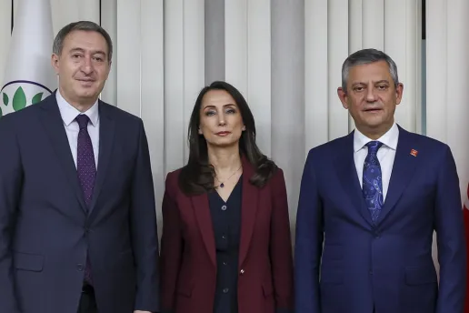 CHP Genel Başkanı Özgür Özel, Türkiye Büyük Millet Meclisi’ndeki (TBMM)