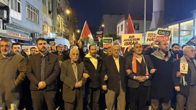 Hatay’ın İskenderun ilçesinde, İsrail’in Filistin’e yönelik saldırılarına tepki göstermek ve