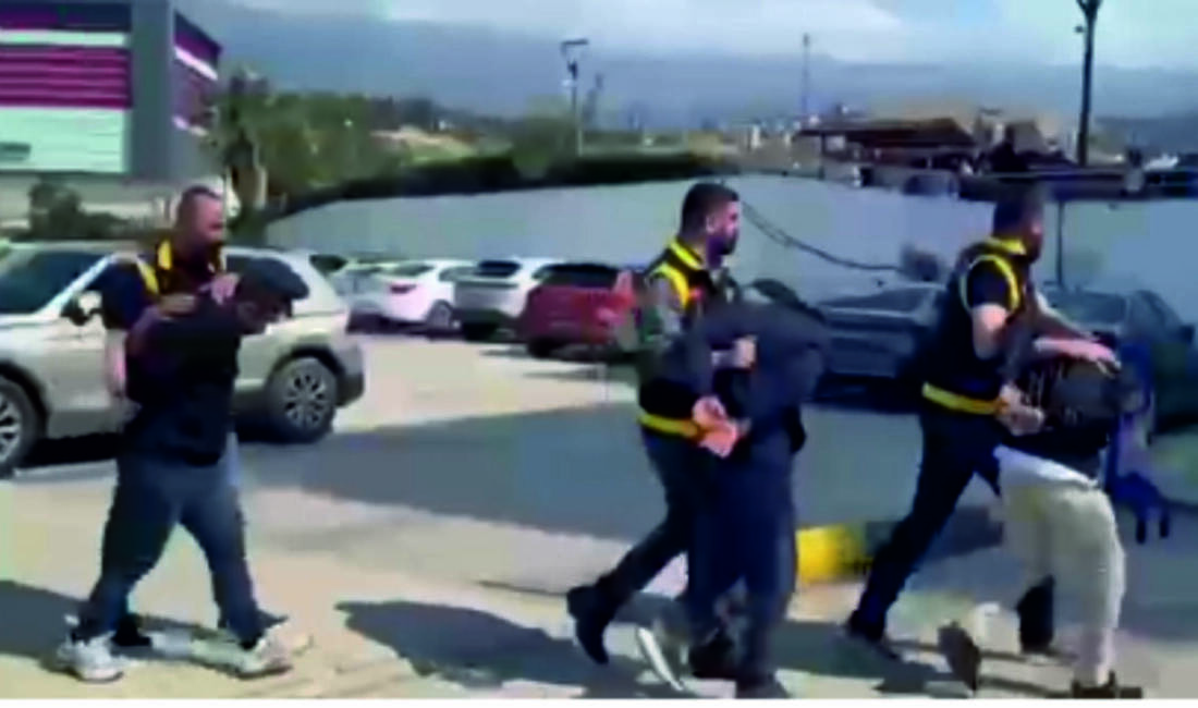 Hatay Emniyet Müdürlüğü ekiplerince aranan şahısların yakalanmasına yönelik yürütülen çalışmalar