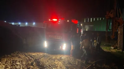 Hatay’ın Erzin ilçesinde işçilerin kaldığı konteynerde çıkan yangın faciaya dönüştü.