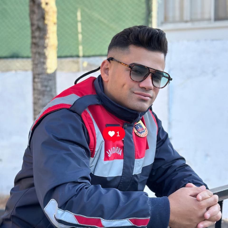 Hatay’ın Reyhanlı ilçesi Yenişehir Mahallesi sakinlerinden Jandarma Uzman Çavuş Kadir