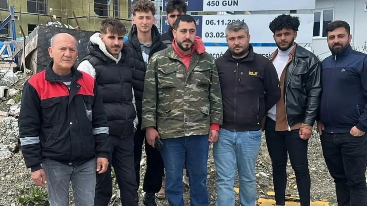 Hatay İl Emniyet Müdürlüğü Hizmet Binası inşaatında çalışan işçilerin, yaklaşık