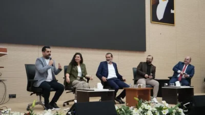 İskenderun Teknik Üniversitesi Turizm Fakültesi tarafından Turizm Haftası kapsamında “Mezunlarla