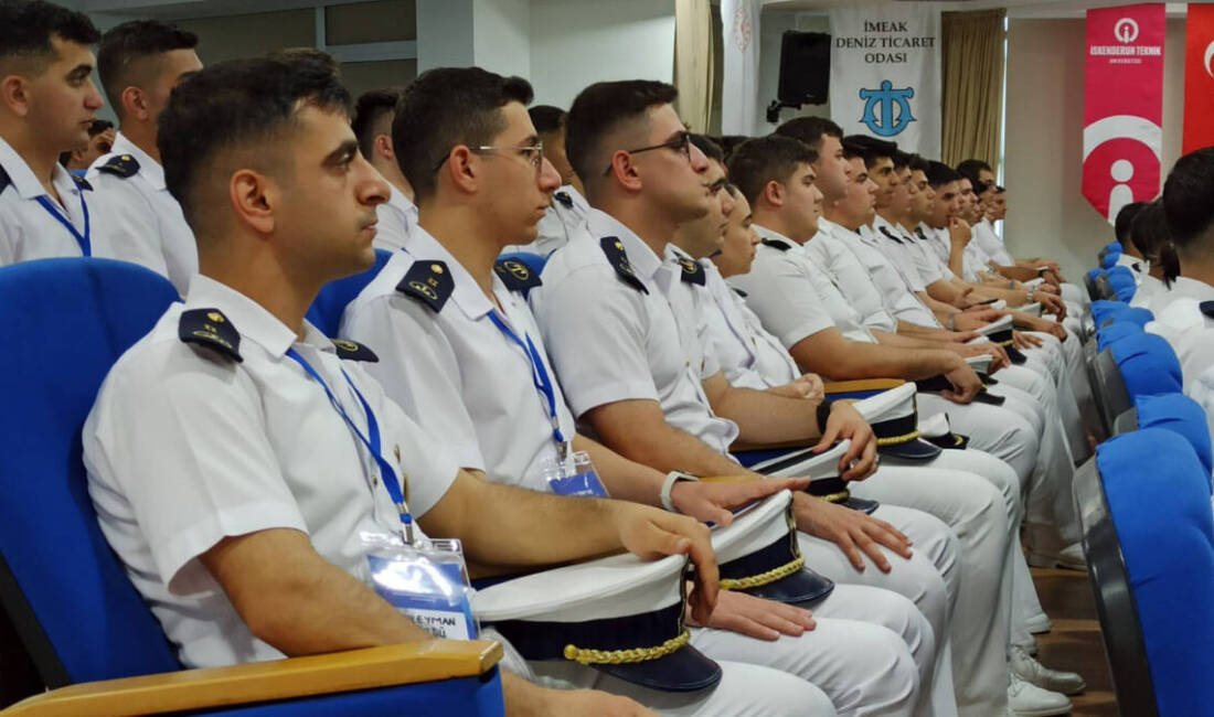 İskenderun Teknik Üniversitesi’nde (İSTE) düzenlenen “Deniz Örf ve Adetleri Zirvesi”nde