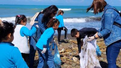 Arsuz-Gökmeydan İlkokulu öğrencileri, çevre farkındalığını destekleyen eTwinning projesi kapsamında Gözcüler