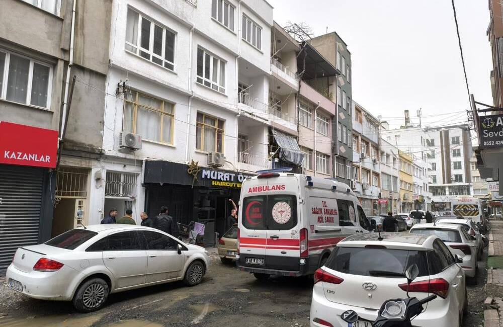 Hatay’ın Dörtyol ilçesinde yalnız yaşayan 75 yaşındaki bir vatandaş, yakınlarının