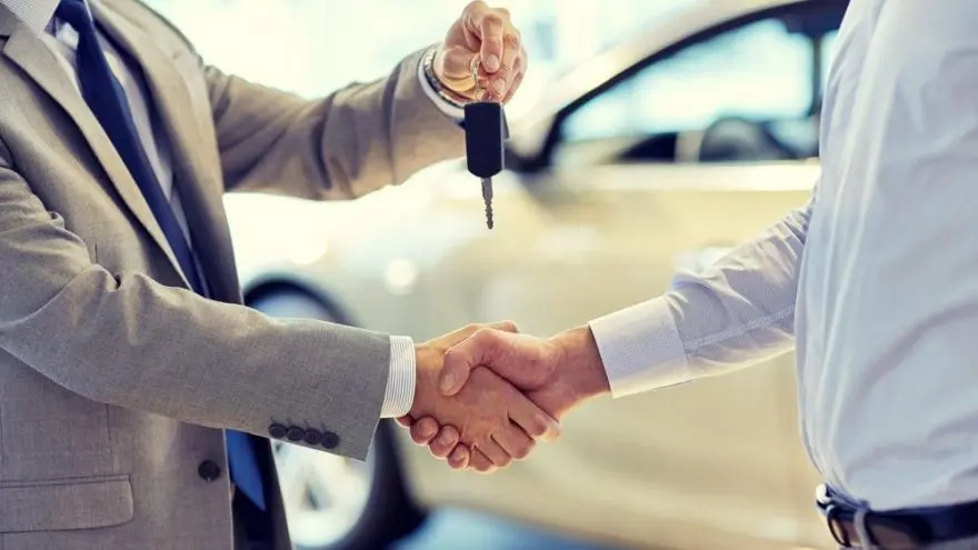 Ticaret Bakanlığı tarafından yapılan yeni düzenlemeyle motorlu kara taşıtı ticaretinde