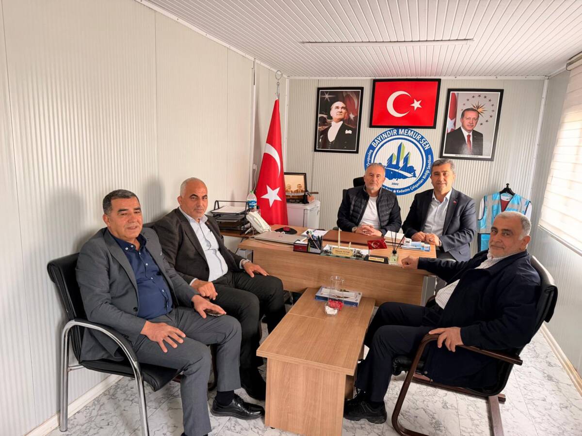 Samandağ’da AK Parti İlçe Teşkilatı, Bayındır Memur-Sen Hatay Şube Başkanlığı’nı