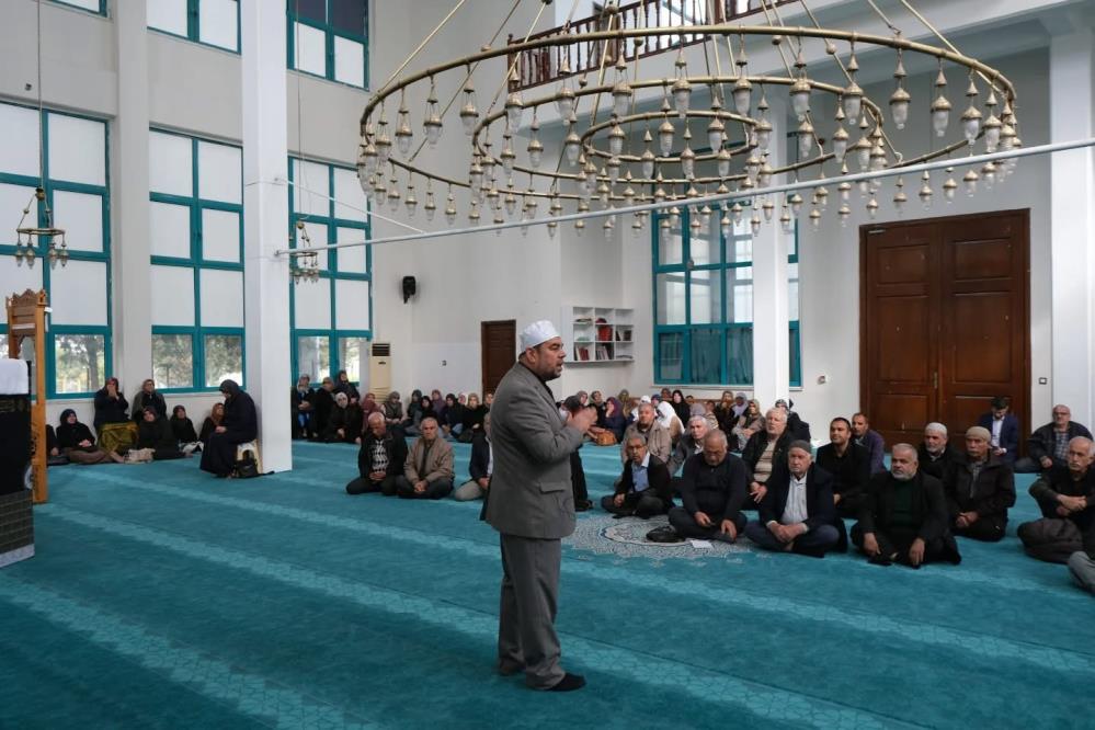 Hatay’da kutsal topraklara gitmeye hazırlanan hacı adaylarına yönelik bilgilendirme çalışmaları