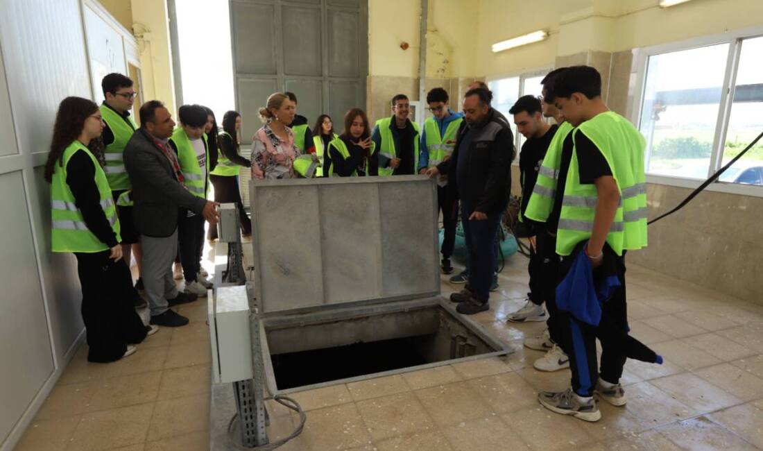 Hatay’da HATSU, Bahçeşehir Koleji öğrencilerini atık su arıtma tesisinde ağırlayarak