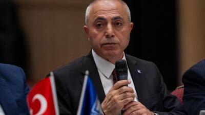 
TÜRMOB Genel Başkanı İrfan Hüseyin Yıldız, mali müşavirlerin sorumluluk rejimine