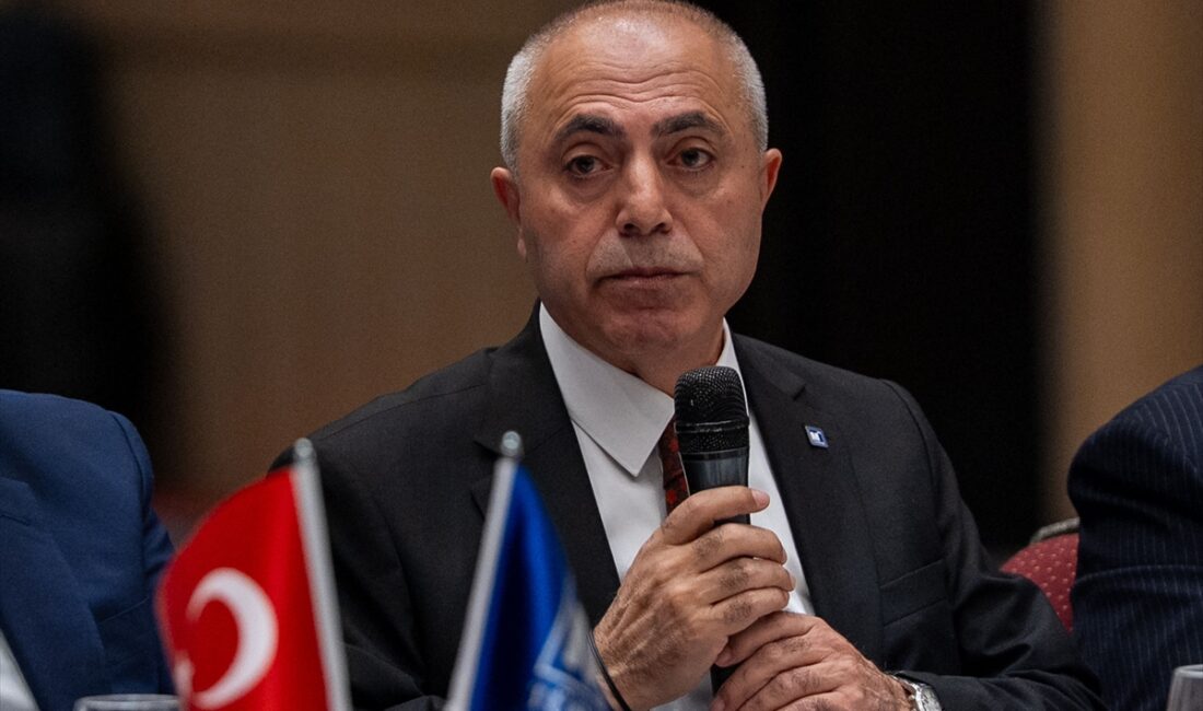 
TÜRMOB Genel Başkanı İrfan Hüseyin Yıldız, mali müşavirlerin sorumluluk rejimine