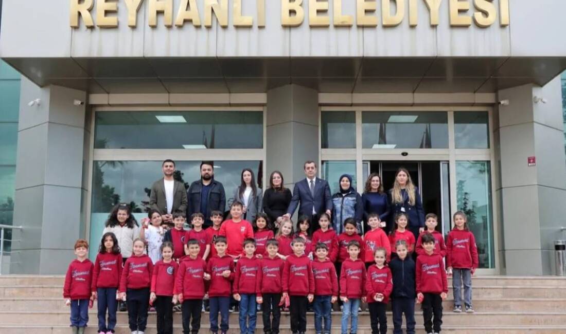 Reyhanlı Belediye Başkanı Ahmet Salman Yumuşak, Halk Günü programı kapsamında