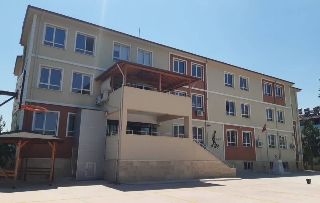 6 Şubat 2023 depremlerinin ardından Bulgaristan’dan gelen gönüllü destekle Antakya