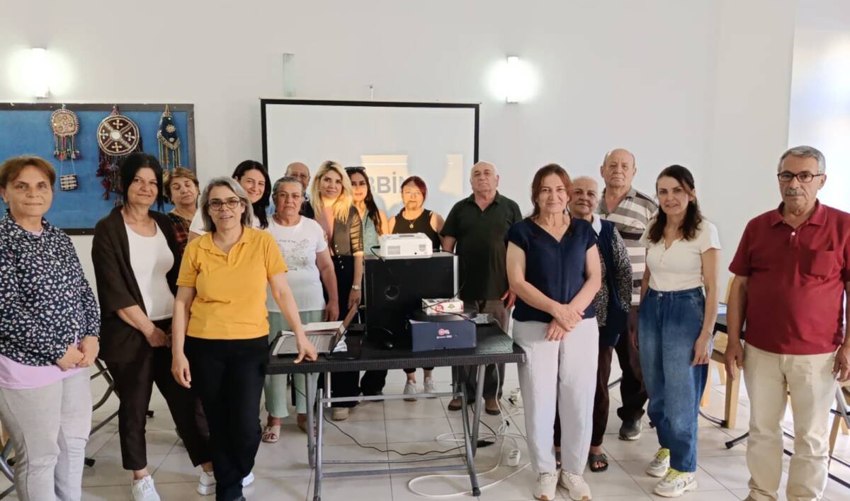 İskenderun’da İnsan Hakları Derneği (İnsan Hakları Derneği) girişimiyle “toplumsal cinsiyet