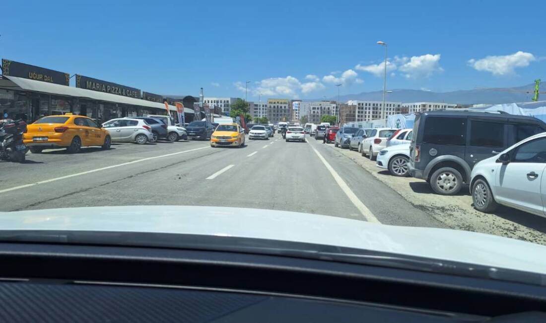 Hatay’da düzenlenen COP31 “Dirençli Şehirler Paneli” öncesi kentte bazı yolların