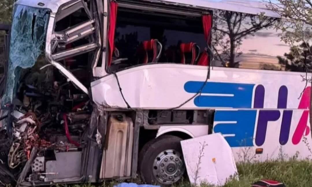 Hatay’dan yola çıkan yolcu otobüsü, Konya’da meydana gelen trafik kazasında