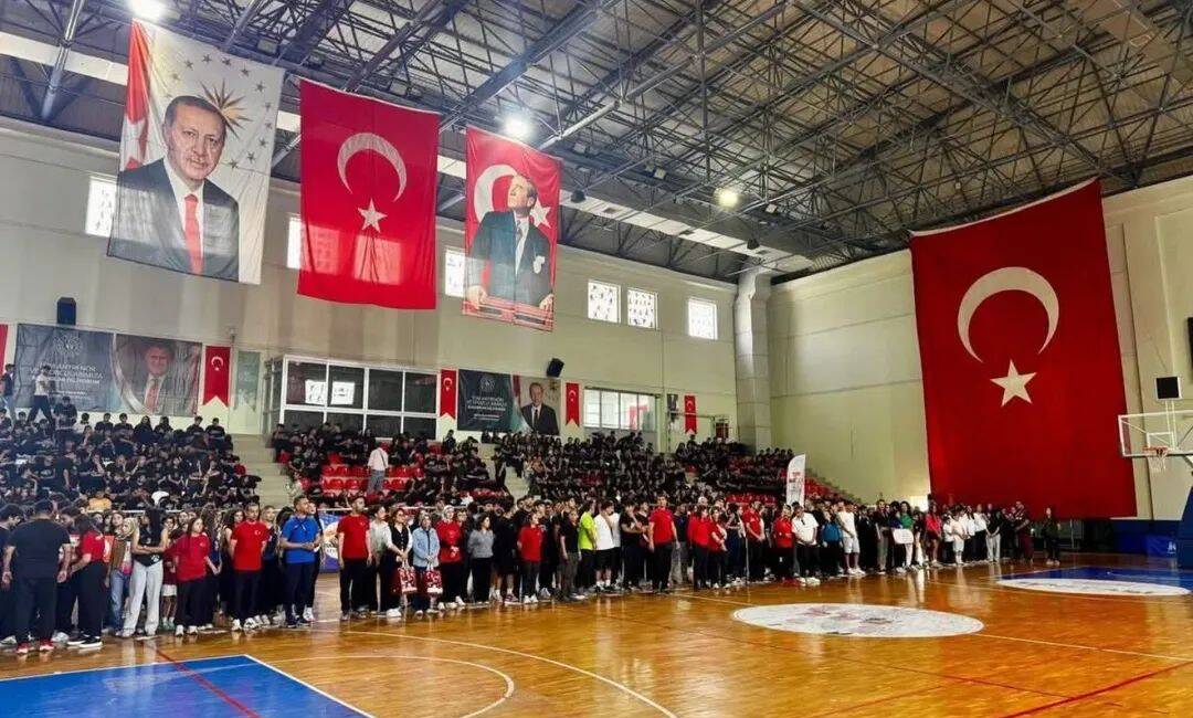 Hatay’ın İskenderun ilçesinde, 19 Mayıs Atatürk’ü Anma, Gençlik ve Spor