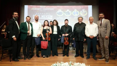 Hatay Büyükşehir Belediyesinin düzenlediği konserde, dünyaca ünlü besteci Antonio Vivaldi’nin