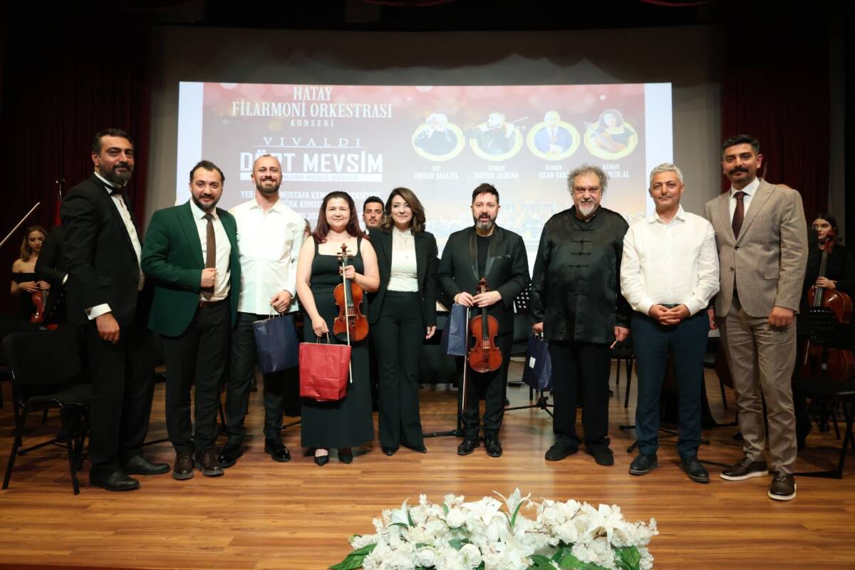 Hatay Büyükşehir Belediyesinin düzenlediği konserde, dünyaca ünlü besteci Antonio Vivaldi’nin