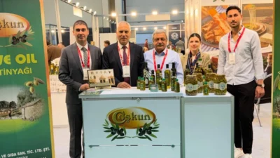 İzmir’de düzenlenen ve bugün sona ermesi beklenen OLIVTECH Zeytin, Zeytinyağı,