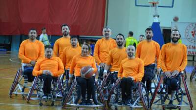İskenderun Belediyespor Tekerlekli Sandalye Basketbol Takımı, İzmir deplasmanından önemli bir