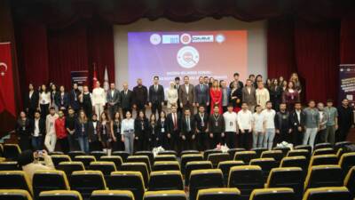 Hatay’da 7 farklı ilden üniversitelerin katılımıyla başlayan “Doğru Bilginin İzinde