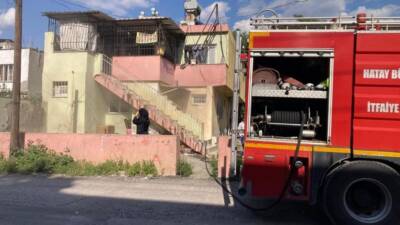 Hatay’ın Hassa ve Dörtyol ilçelerinde meydana gelen iki ayrı yangında