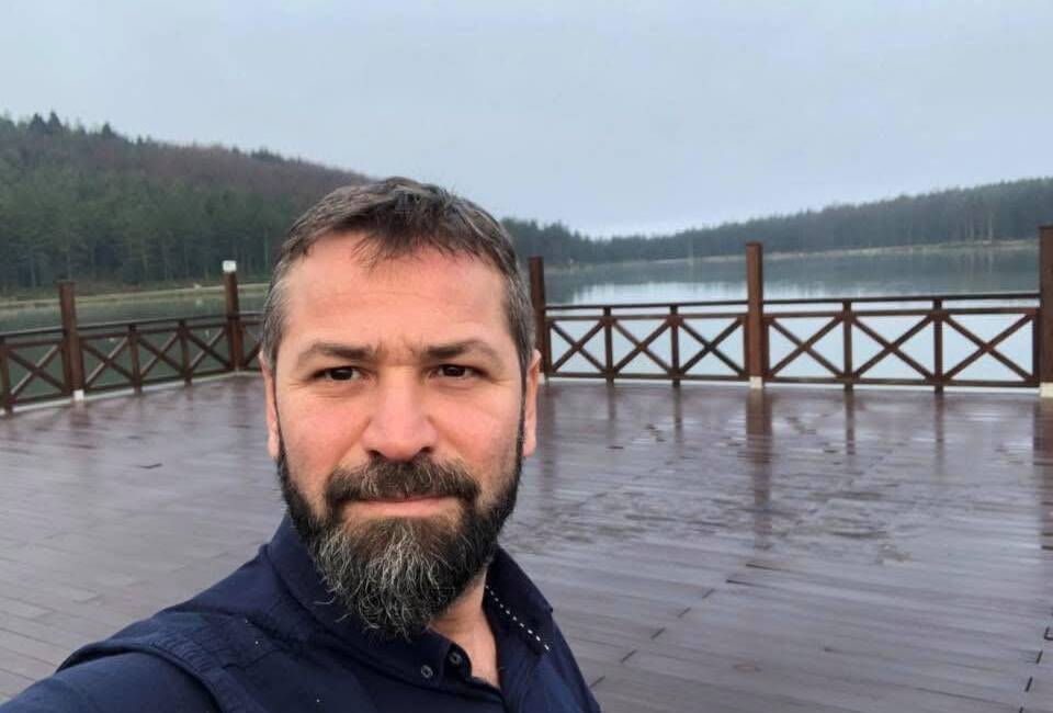 İzmir’de yaşamını sürdüren Hatay’ın Yayladağı ilçesi nüfusuna kayıtlı iş insanı