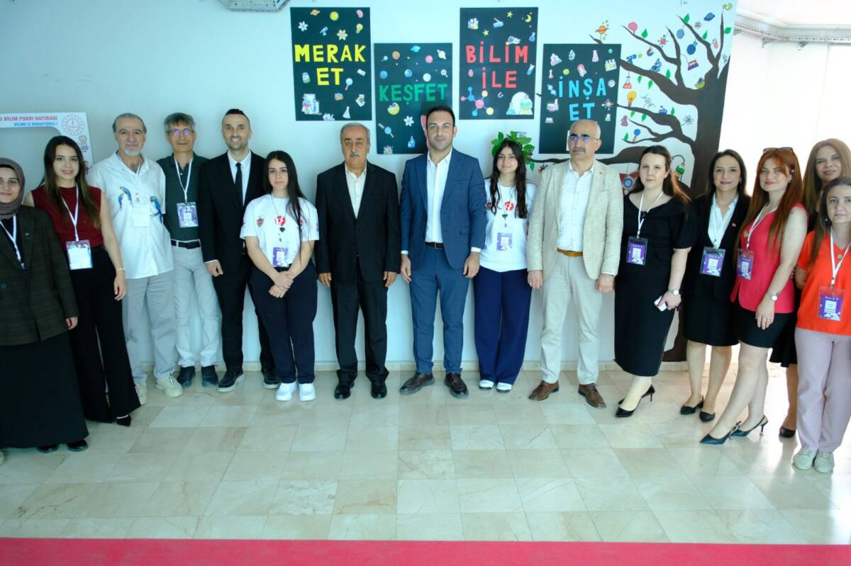 Hatay'ın Defne ilçesinde eğitim veren ortaöğretim kurumlarından Necmi Asfuroğlu Anadolu