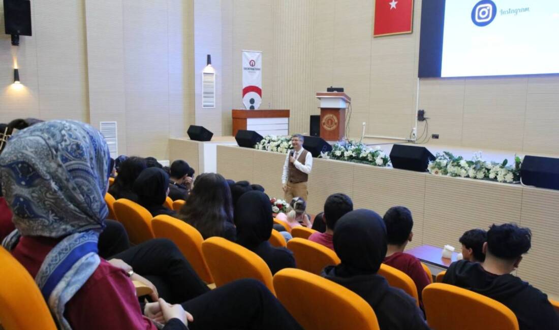 Hatay Büyükşehir Belediyesi (HBB), gençlerin eğitim hayatına katkı sunmak amacıyla