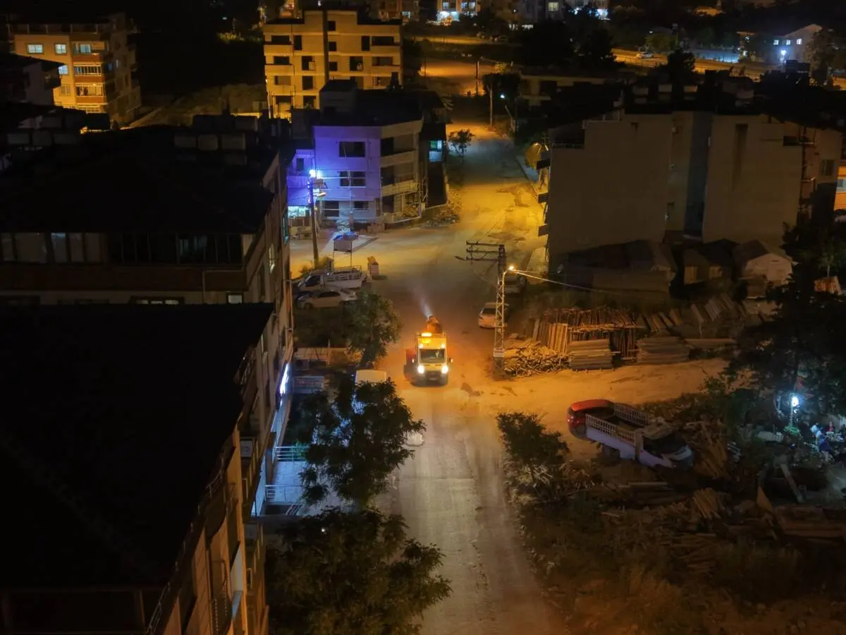 Hatay Büyükşehir Belediyesi (HBB), yaz aylarının yaklaşmasıyla artış gösteren sivrisinek