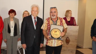 Hatay Mustafa Kemal Üniversitesi İletişim Fakültesi Öğretim Üyesi ve Hatay