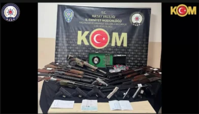 Hatay’da esnafı haraca bağlayan, fuhuş ve silahlı suçlarla bağlantılı faaliyet