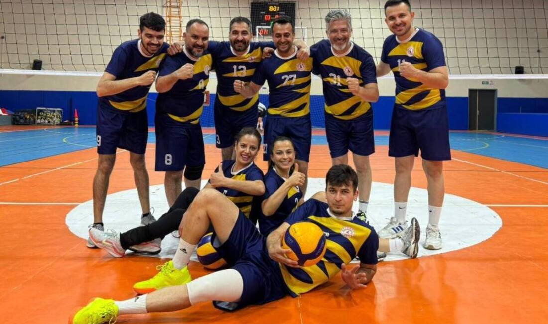 Hatay ili kurumlar arası voleybol turnuvasında mücadele eden Belen İlçe