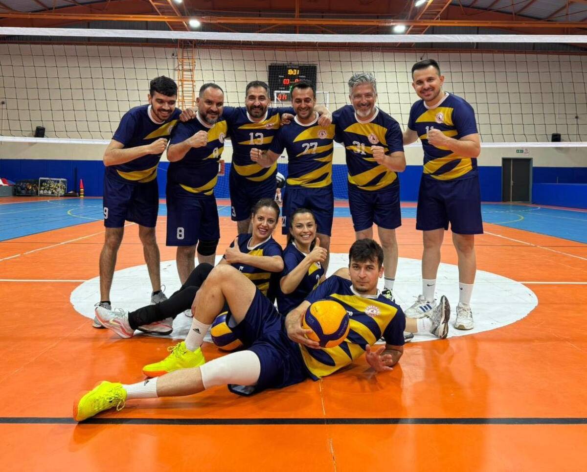 Hatay ili kurumlar arası voleybol turnuvasında mücadele eden Belen İlçe