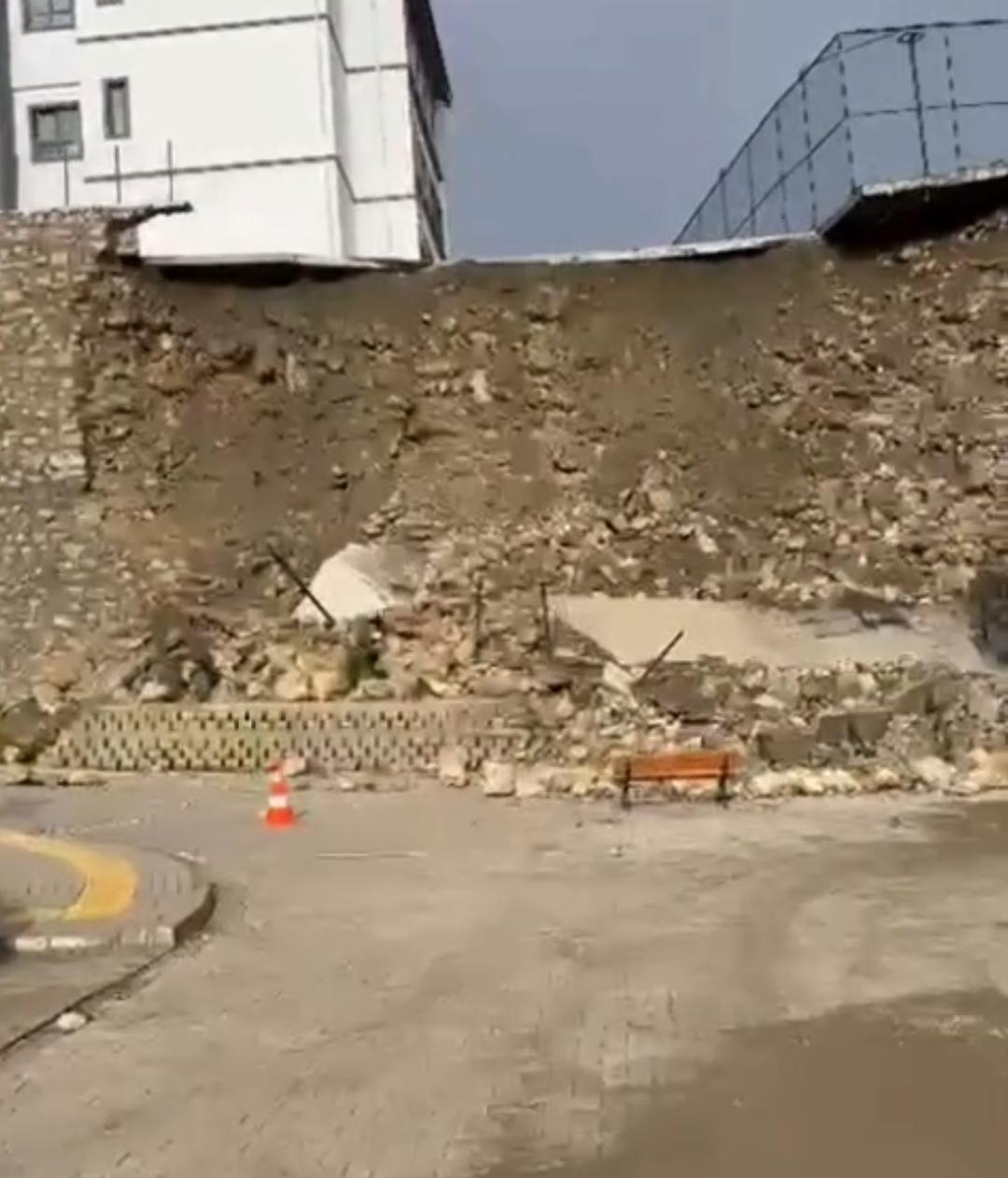 Hatay’da etkili olan yoğun yağışlar, deprem sonrası inşa edilen TOKİ
