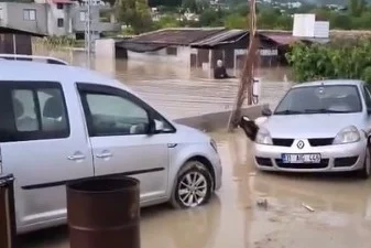 Hatay’da etkili olan sel felaketinin ardından uzmanlar, suların çekilmesiyle birlikte