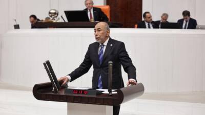 İYİ Parti Hatay Milletvekili Şefik Çirkin, MHP’ye geçeceği yönündeki iddialara